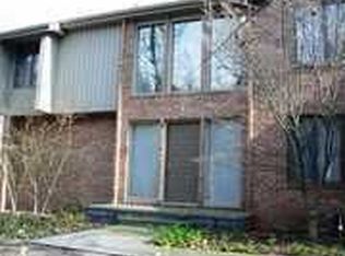 11647 McGregor, Hamburg, MI 48169