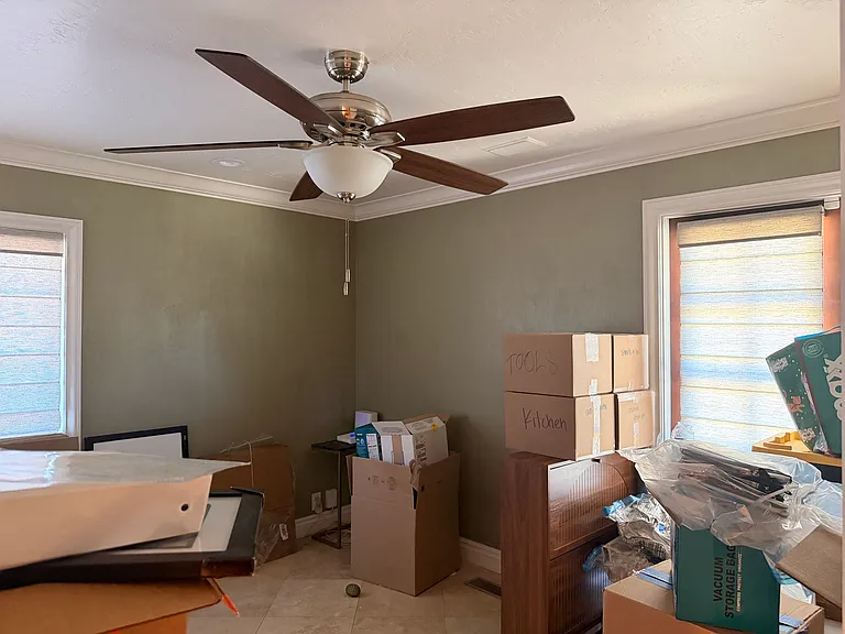 87 W Churchill St — Photo 8