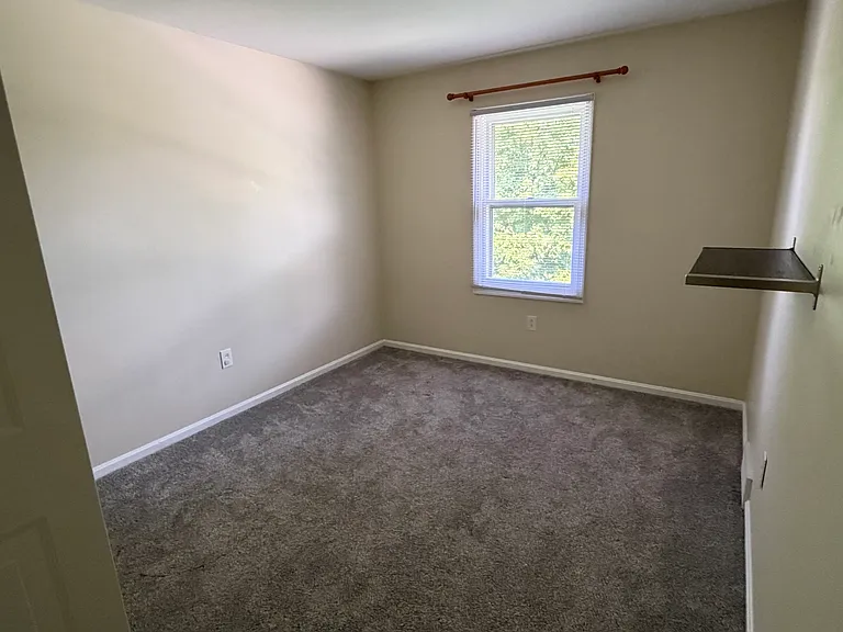 907 Allenview Dr — Photo 16