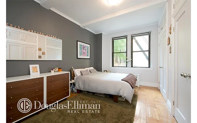 Sold by Douglas Elliman | media 18