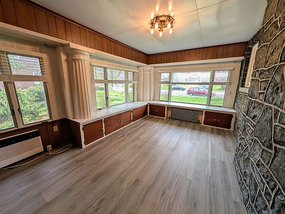Dining room / second living room