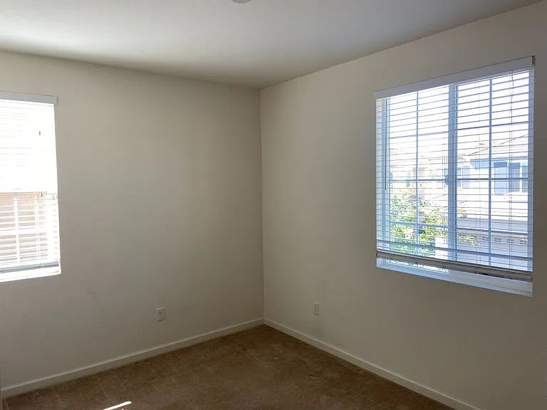 280 Barnhill Dr — Photo 11