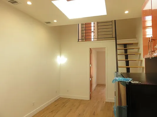 Rented by Rennit Inc. | media 85