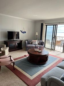 100 E Ocean View Ave APT 909, Norfolk, VA, 23503