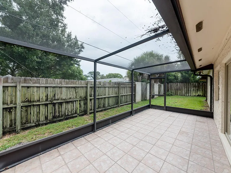 3222 Nottingham Ln — Photo 24
