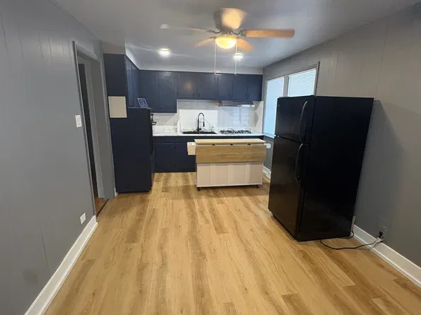 260 W 15th Pl, Chicago, IL 60411