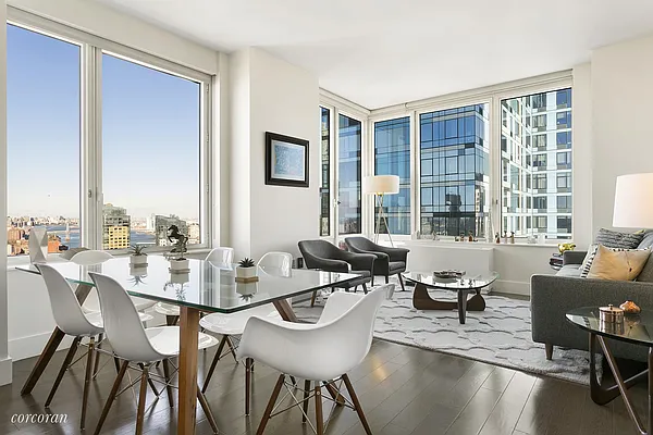 Sold by Corcoran | media 19