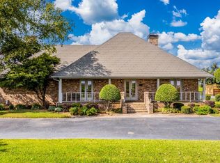 1902 E Schafer Rd, Lonoke, AR 72086