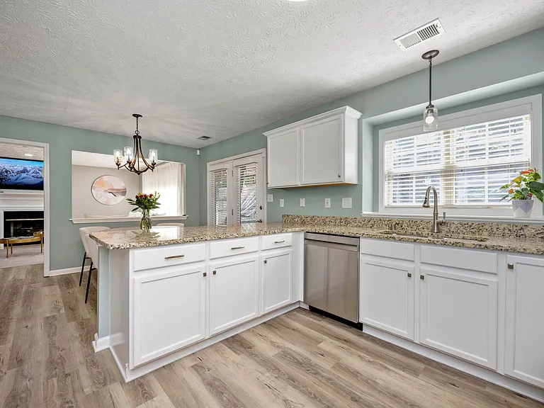 4016 Kenesaw Dr — Photo 20