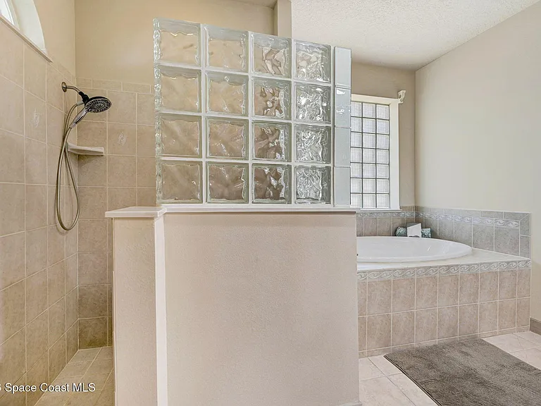 178 Cove Loop Dr — Photo 10