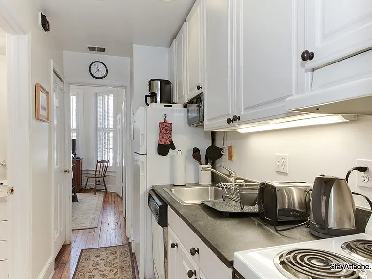 1503 R St NW #2 — Photo 8