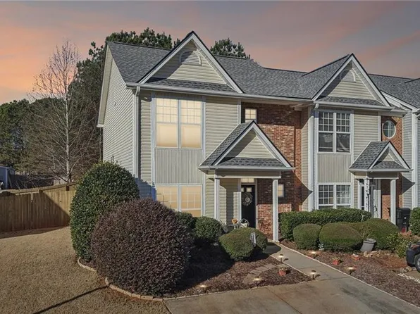 92 Pearl Chambers Dr, Dawsonville, GA 30534