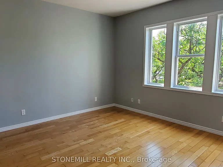 148 Ottawa St N #2 — Photo 11