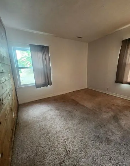 5716 Wilshire Blvd — Photo 4