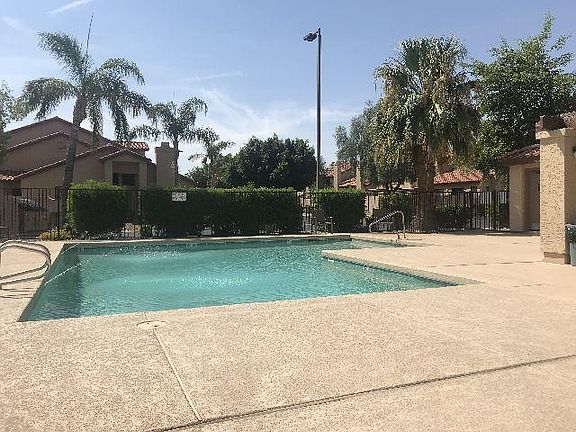 2nd image of 701 S Saint Martin Dr