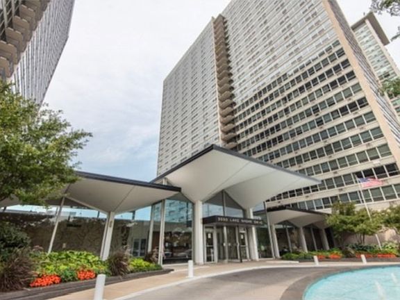 2nd image of 3550 N Lake Shore Dr APT 1521