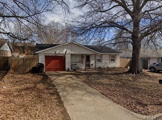 1119 S Oak St, Bristow, OK 74010