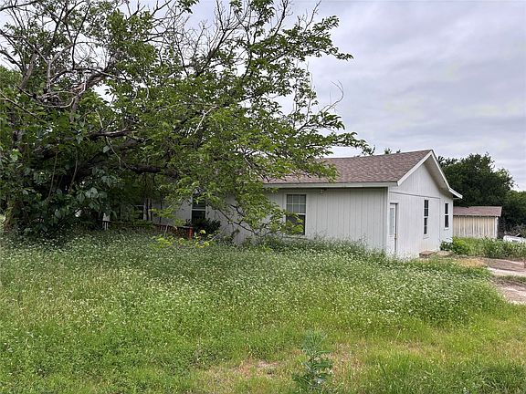 4th image of 4621 Lake Park Dr