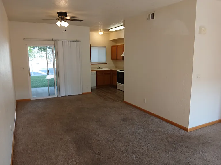 3550 W 24th St #1D — Photo 3