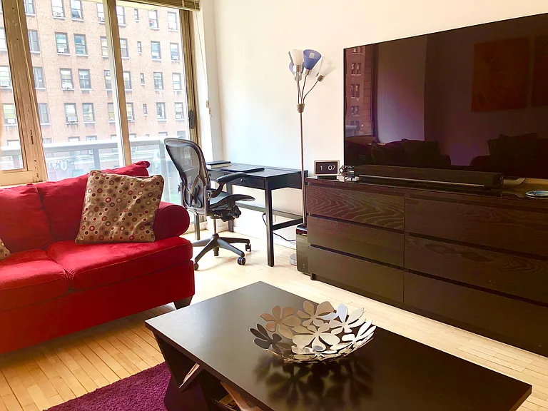 250 W 90th St #8J — Photo 4