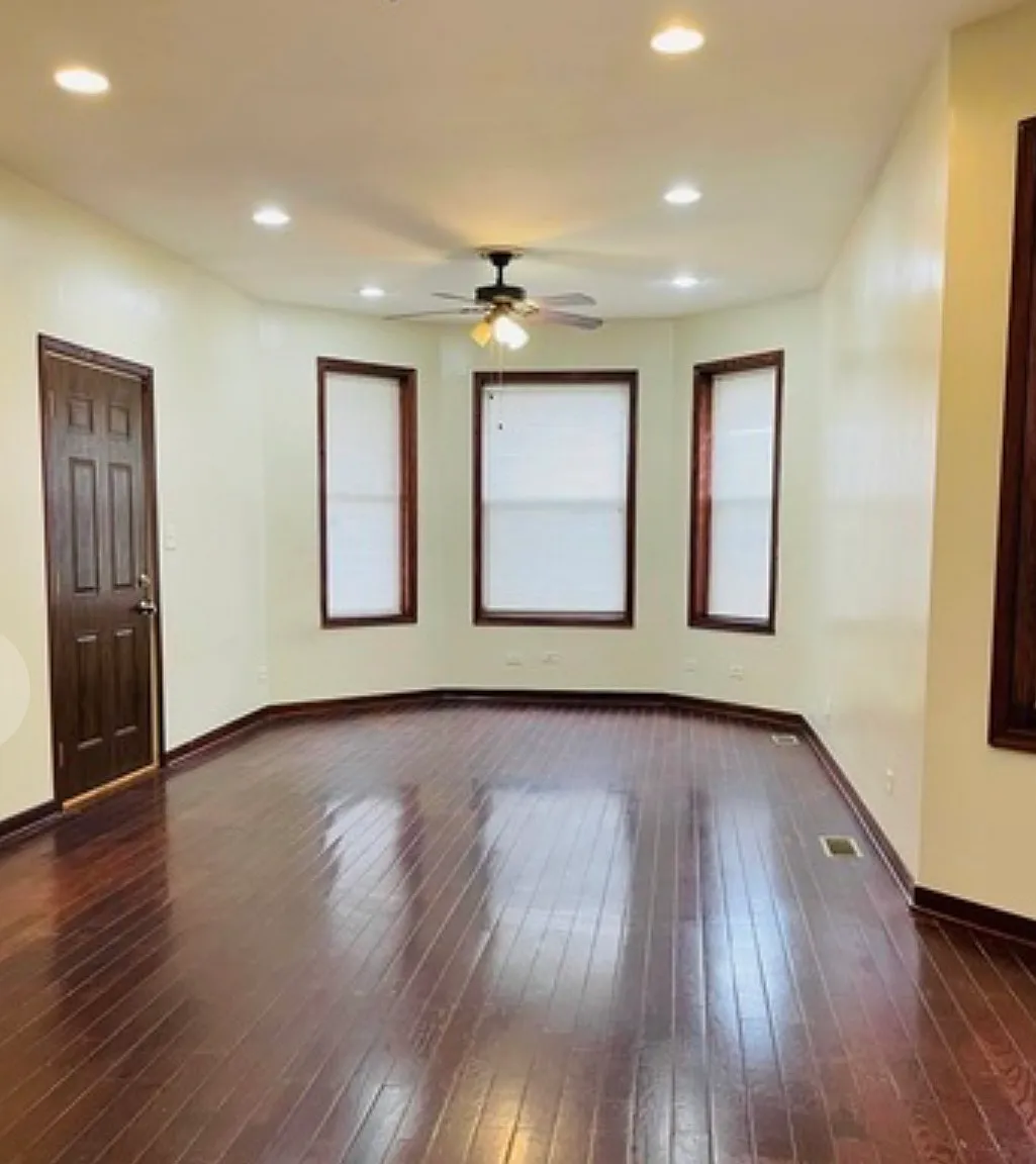 2 bed, 1200 sqft, $1,600 — Photo 2