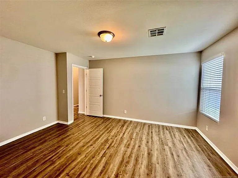14315 N 73rd East Ave — Photo 23