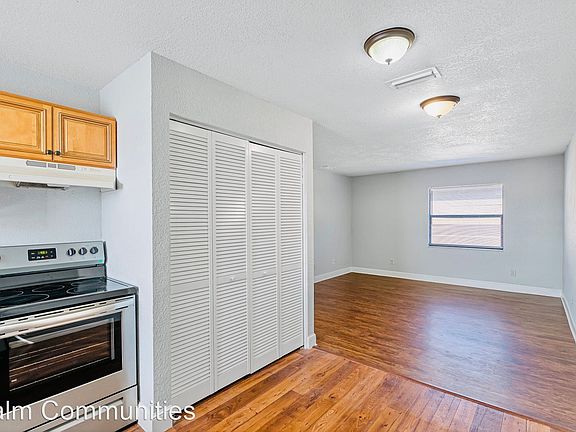 4th image of 6910 N 22nd St APT D