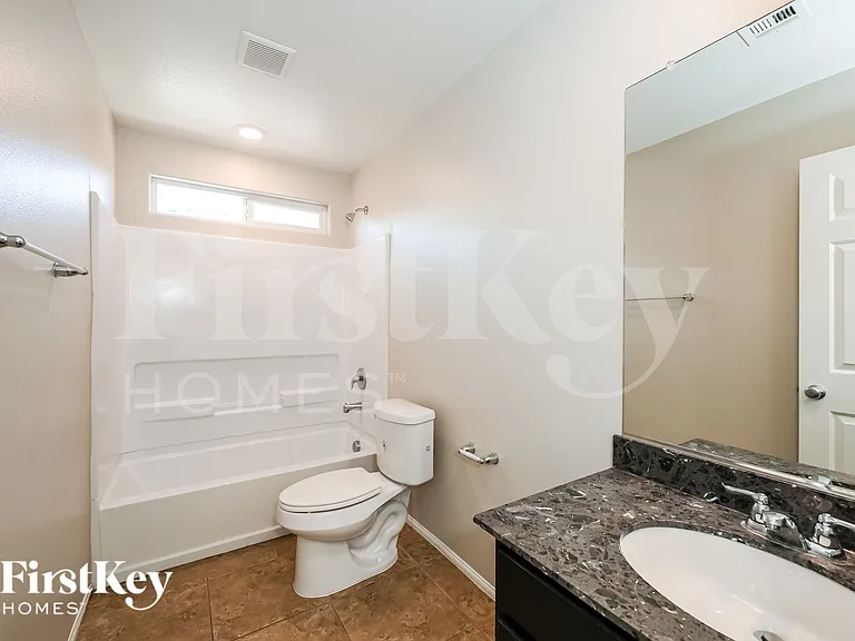 11060 Camden Bay St — Photo 17