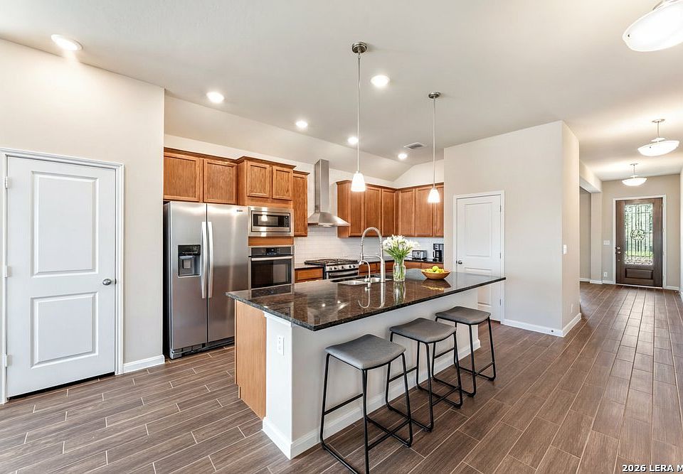 1st image of 622 Chambers