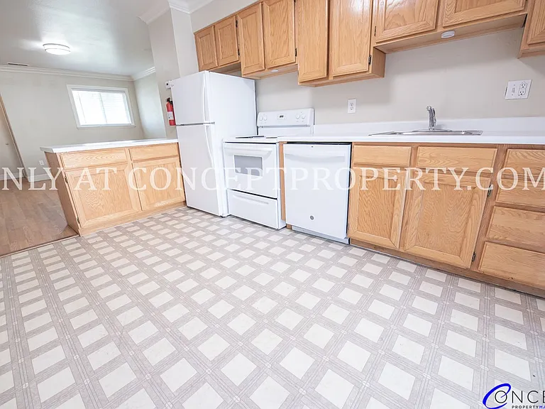 100 S Orchard Dr — Photo 42