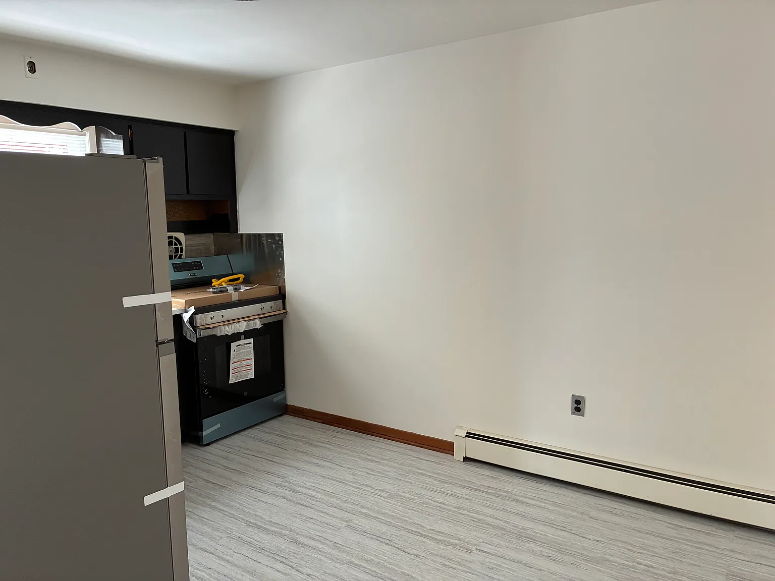 1 bed, 750 sqft, $2,400 — Photo 2