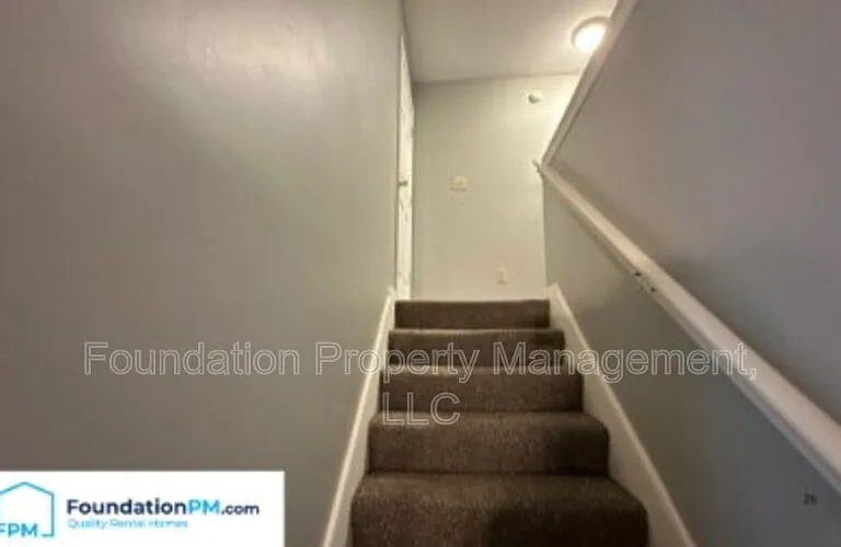 7063 Beringer Dr S — Photo 9