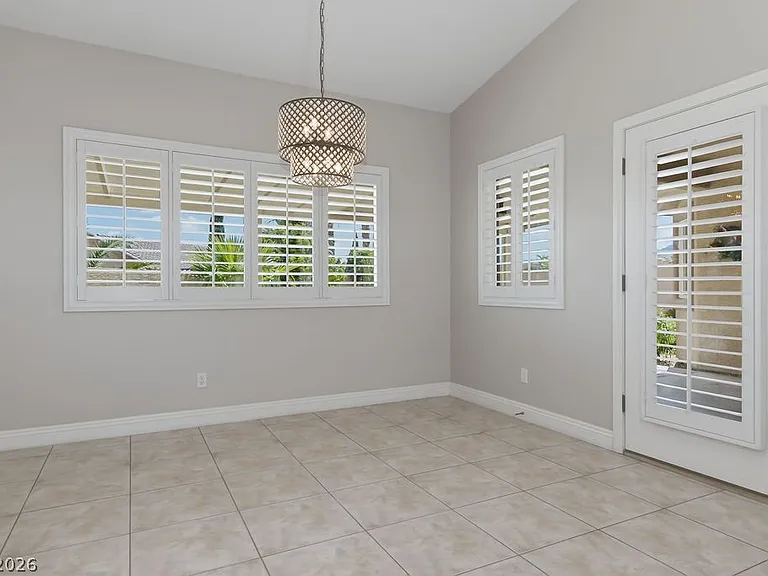 11209 Dell Cliffs Ct — Photo 18