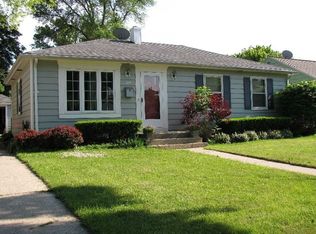 9521 W Center St, Milwaukee, WI 53222