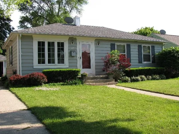 9521 W Center St, Milwaukee, WI 53222