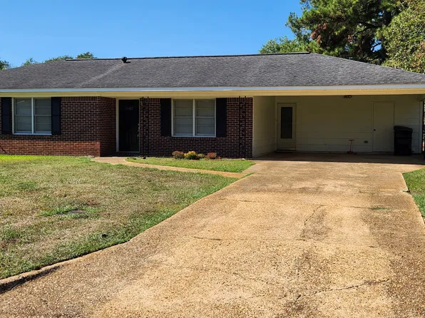 2587 Twin Mnr, Northport, AL 35476