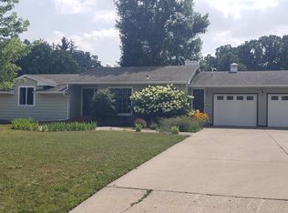 2 Green Way, Minot, ND 58701