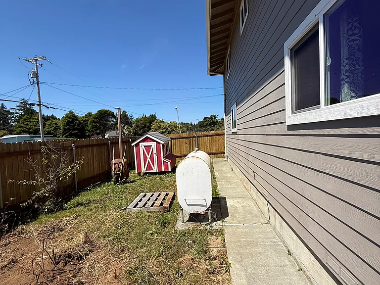 344 Joaquin St — Photo 20