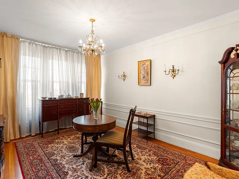 325 Tappan St #6 — Photo 15
