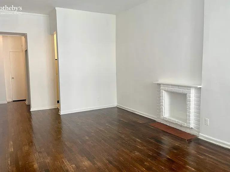 41 W 71st St #3E — Photo 2