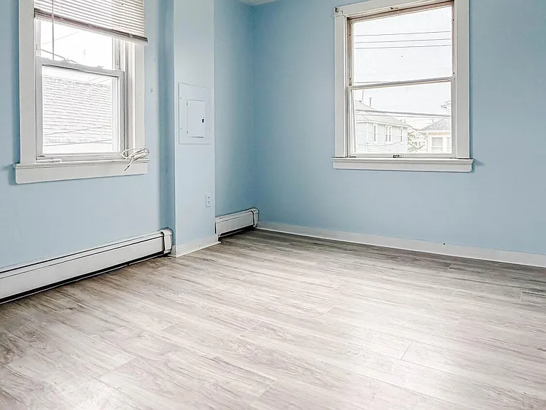 13 Decatur Ave #B — Photo 41