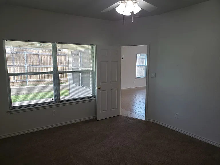 268B Braeburn Cir #B — Photo 7
