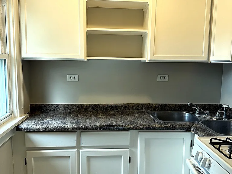 522 George Ave #2 — Photo 6