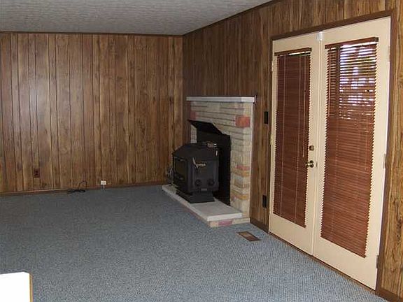 5th image of 6533 Birchview Dr N