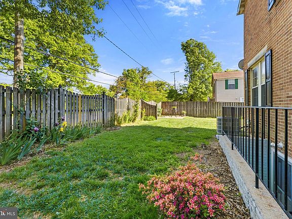 5th image of 6255 Hammett St