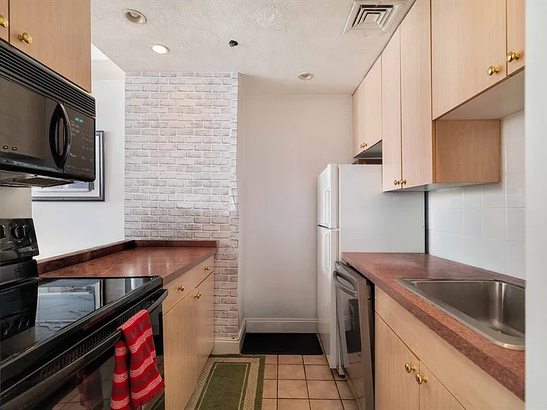 188 North St #42 — Photo 1
