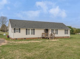 125 Cove Gap Rd, Statesville, NC 28625