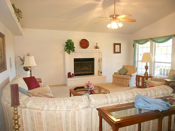 2nd image of 1416 Degrasse Dr