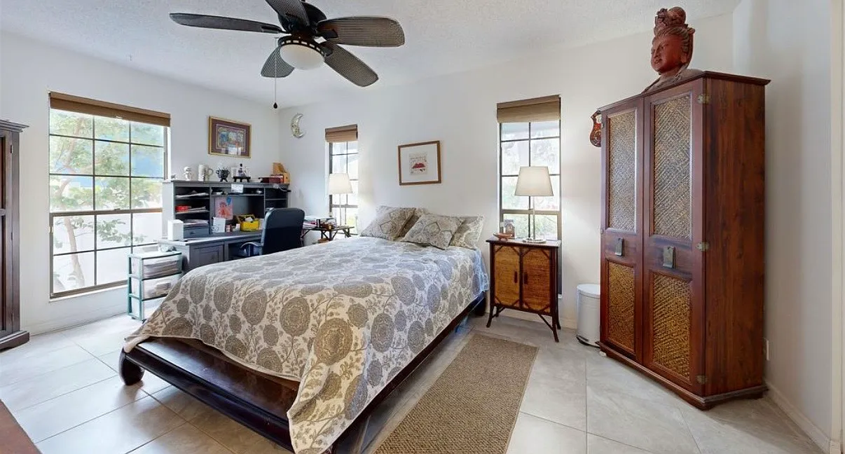 2 bed, 1080 sqft, $1,250 — Photo 3