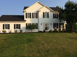 77 Jade Cir, Canfield, OH 44406